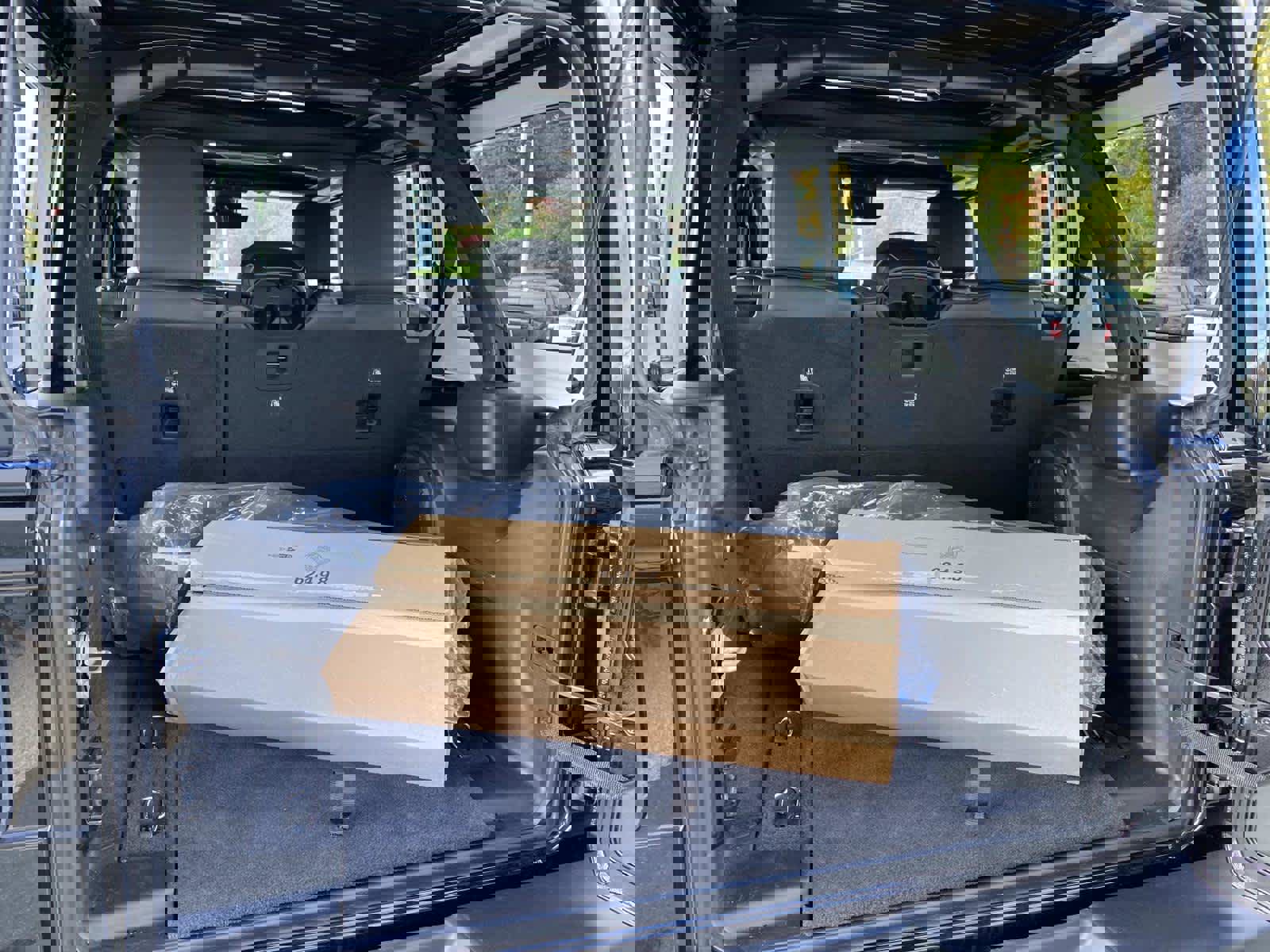 New 2025 Jeep Wrangler Unlimited Rubicon 392 image 5