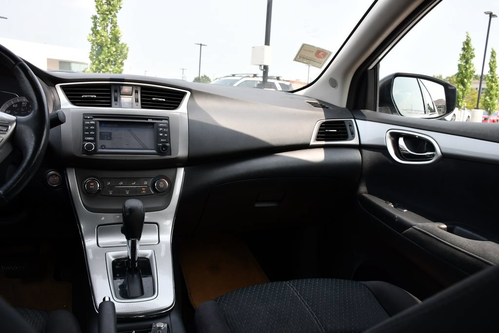 Used 2014 Nissan Sentra SR w/ Premium Package FWD image 24