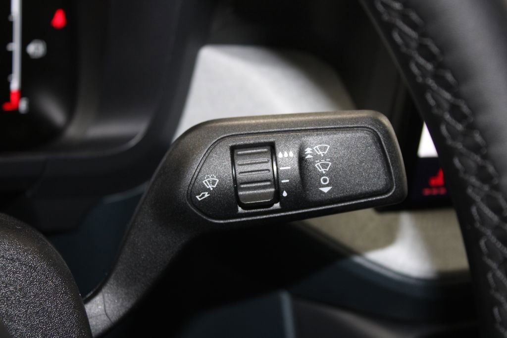 New 2025 Ford Maverick XLT w/ Equipment Group 301A image 37