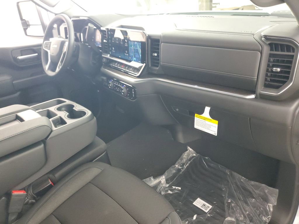 New 2026 Chevrolet Silverado 3500 LT w/ Convenience Package image 18