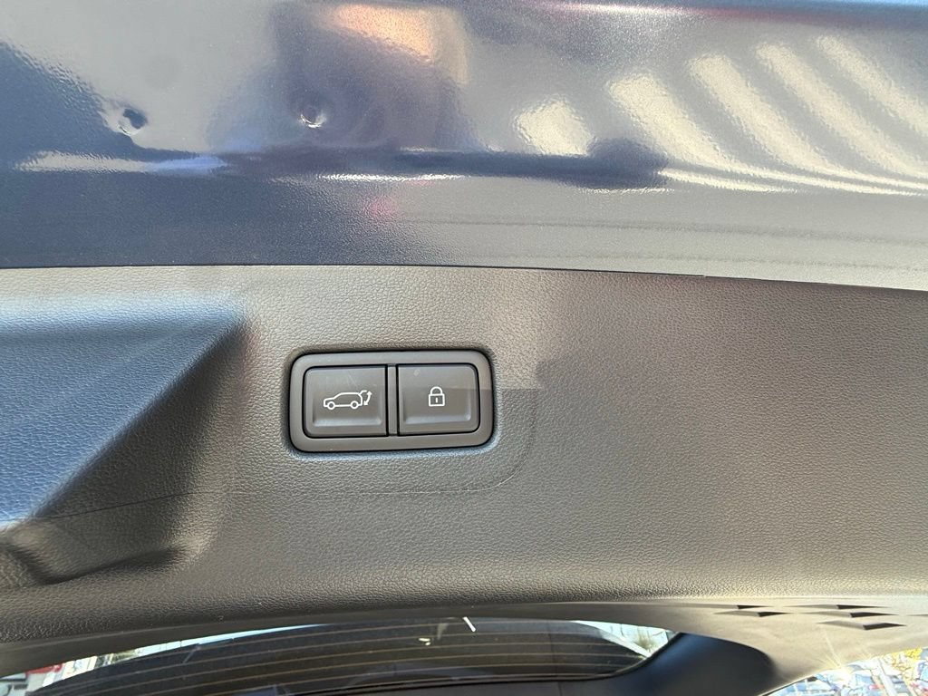 Used 2025 Hyundai Santa Fe Calligraphy AWD/4WD image 11