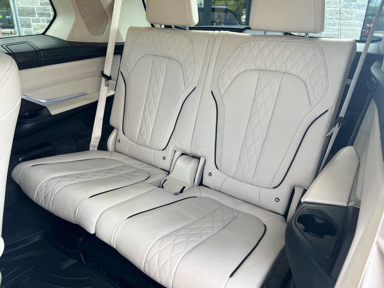 Used 2019 BMW X7 xDrive40i w/ Premium Package image 27