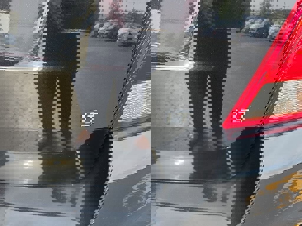 Used 2018 Chevrolet Trax LT w/ Driver Confidence Package image 5