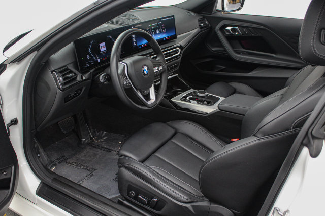 Used 2024 BMW 230i xDrive Coupe w/ Convenience Package AWD/4WD image 12