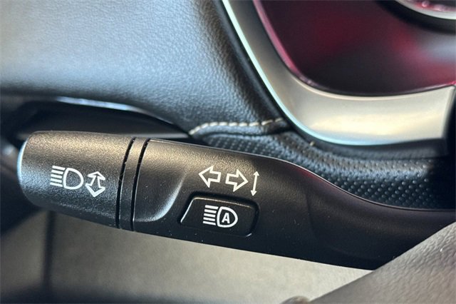 Used 2022 Chevrolet Traverse Premier w/ LPO, Floor Liner Package image 39