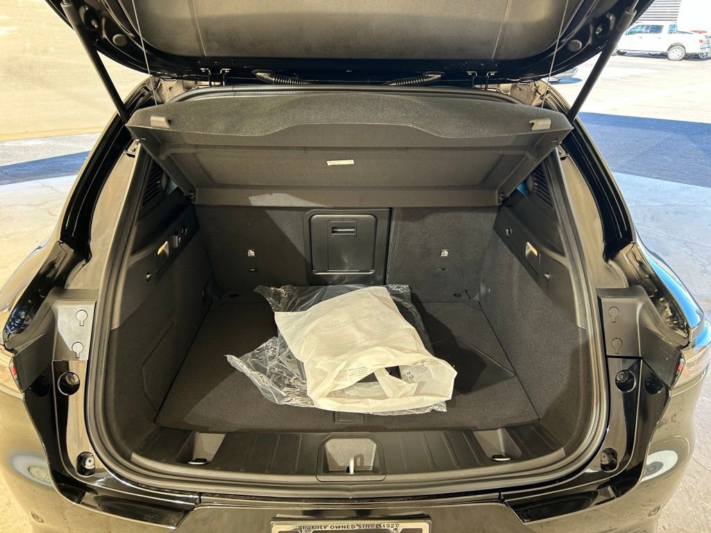 New 2025 Alfa Romeo Tonale AWD/4WD image 8