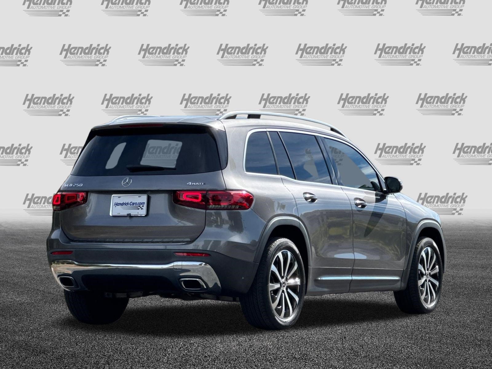 Used 2021 Mercedes-Benz GLB 250 4MATIC image 5