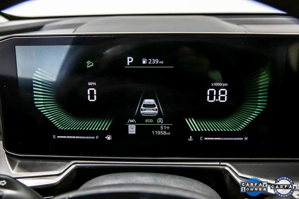 Used 2025 Kia Sorento LX image 15