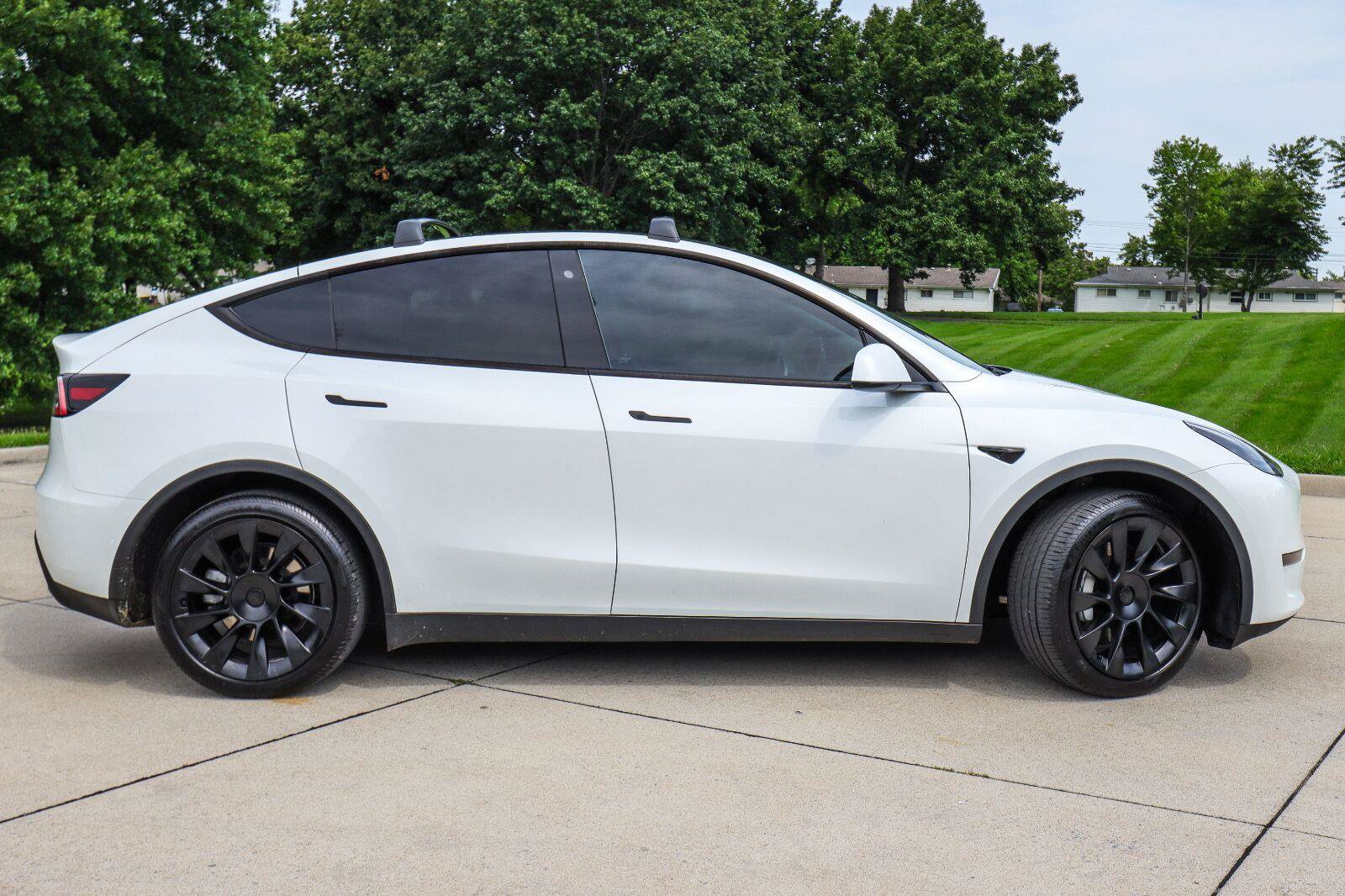 Used 2020 Tesla Model Y Long Range AWD/4WD image 5
