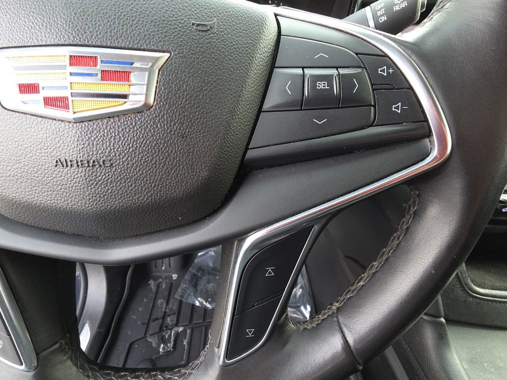 Used 2018 Cadillac XT5 Luxury w/ Driver Awareness Package image 19