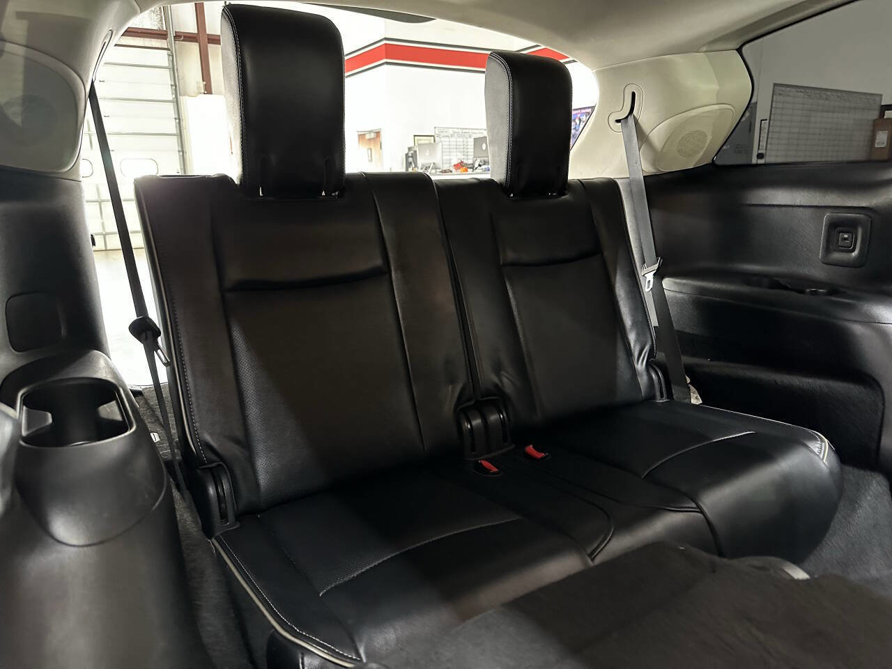 Used 2019 INFINITI QX60 Luxe w/ Essential Package image 15