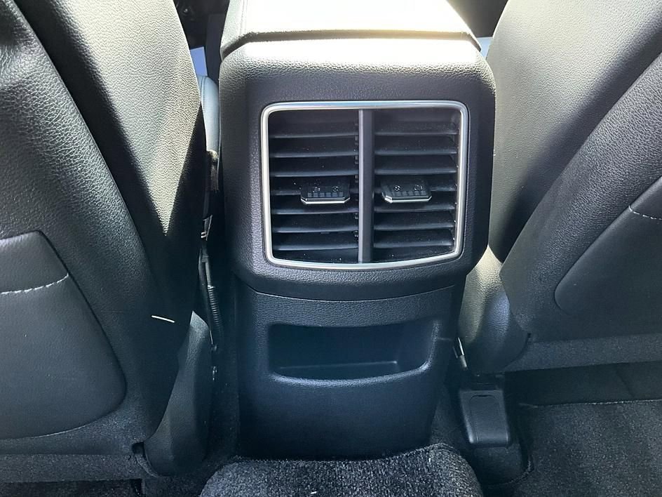 Used 2025 Kia Sportage X-Line w/ Premium Package image 30