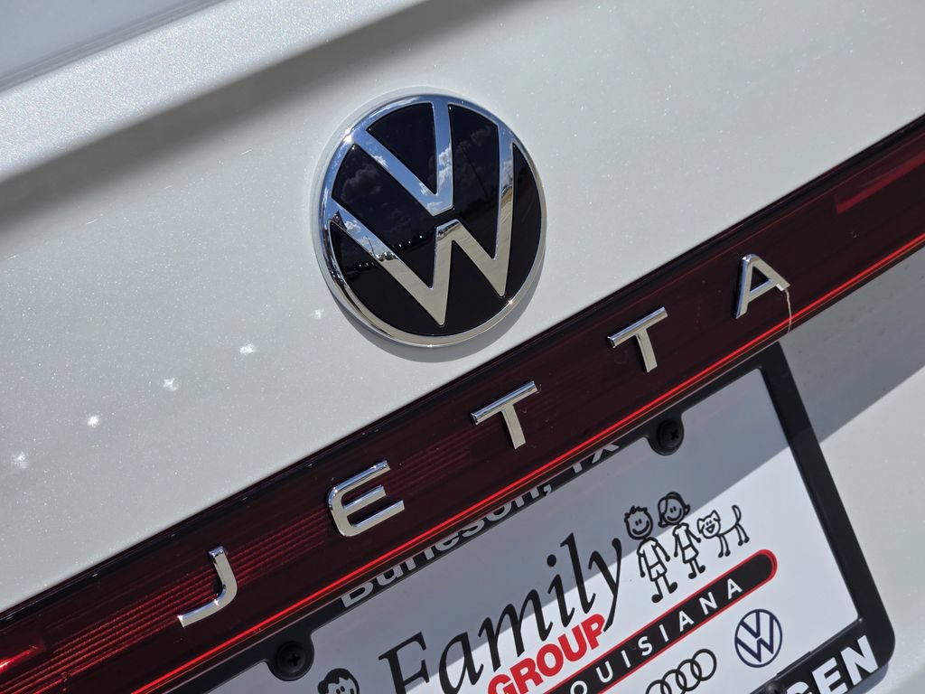 New 2027 Volkswagen Jetta SE FWD image 9