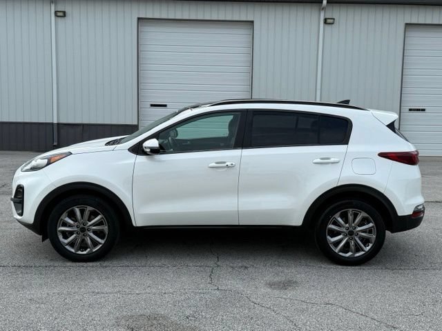 Certified 2022 Kia Sportage Nightfall Edition w/ Nighfall AWD Premium Package image 4