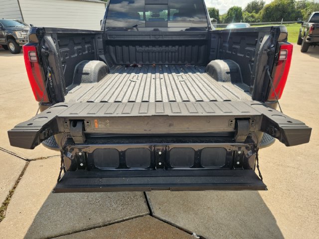 Used 2024 GMC Sierra 2500 Denali w/ Denali Reserve Package AWD/4WD image 32