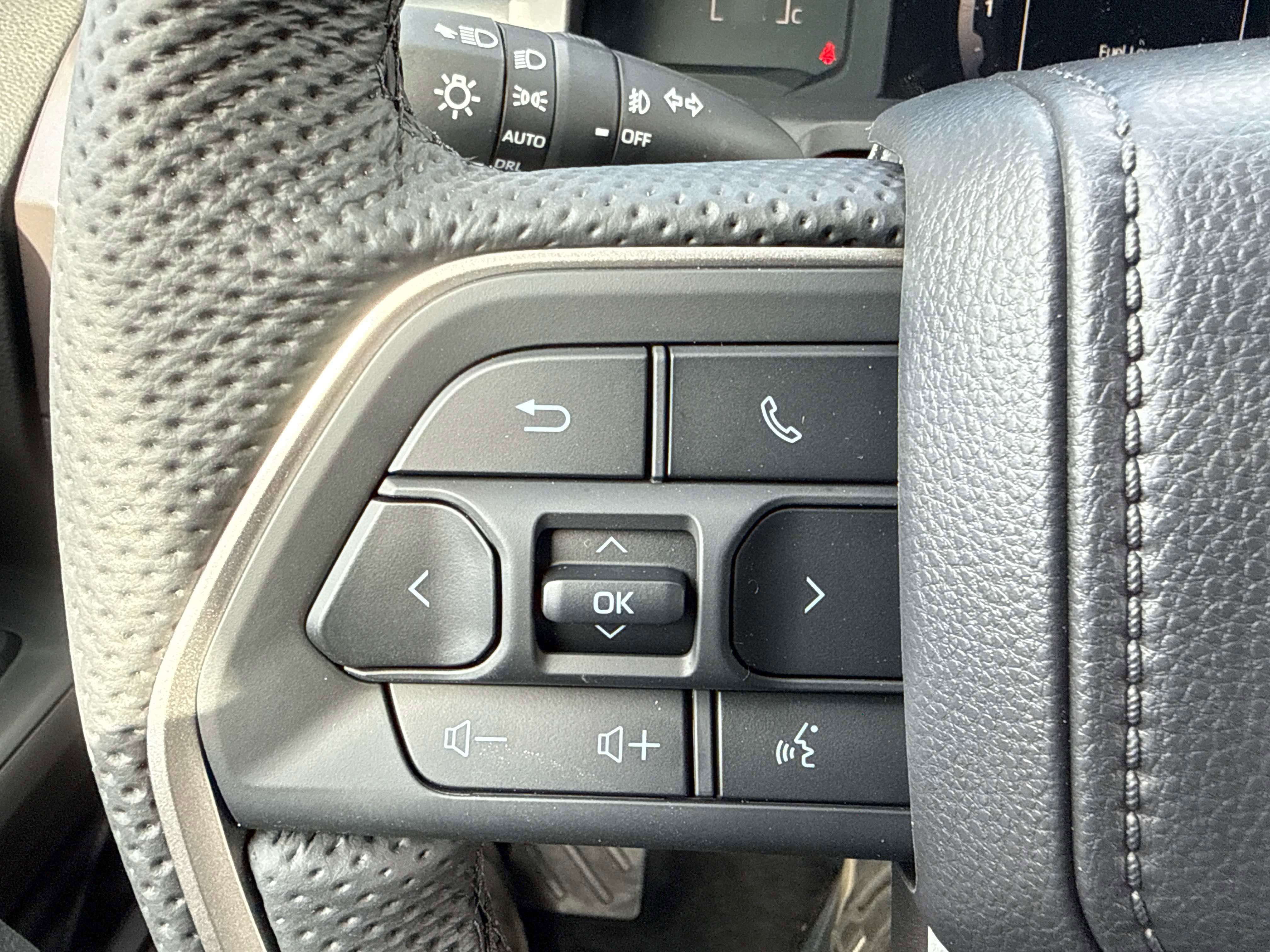 New 2026 Toyota Tacoma SR5 AWD/4WD image 21