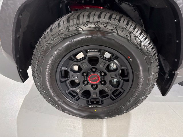 Used 2024 Toyota Sequoia TRD Pro AWD/4WD image 4