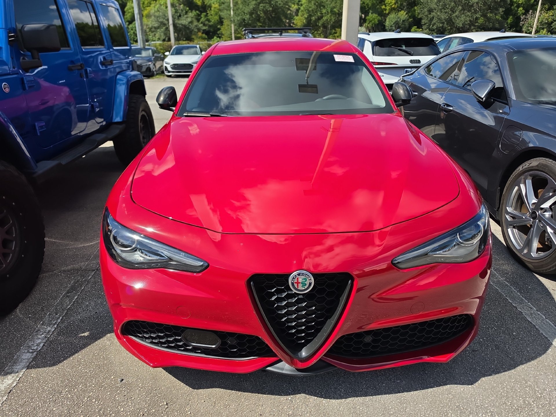 Used 2019 Alfa Romeo Giulia Ti Sport w/ Quick Order Package 22U Sport RWD image 2