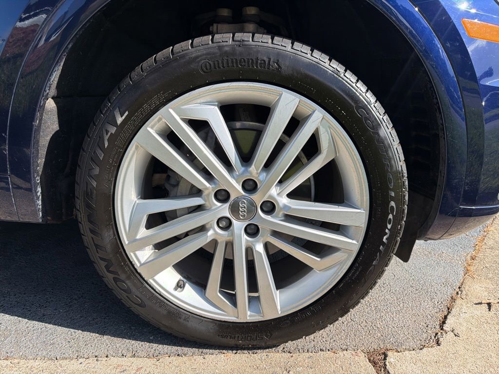 Used 2018 Audi Q5 Prestige w/ Prestige Package AWD/4WD image 10
