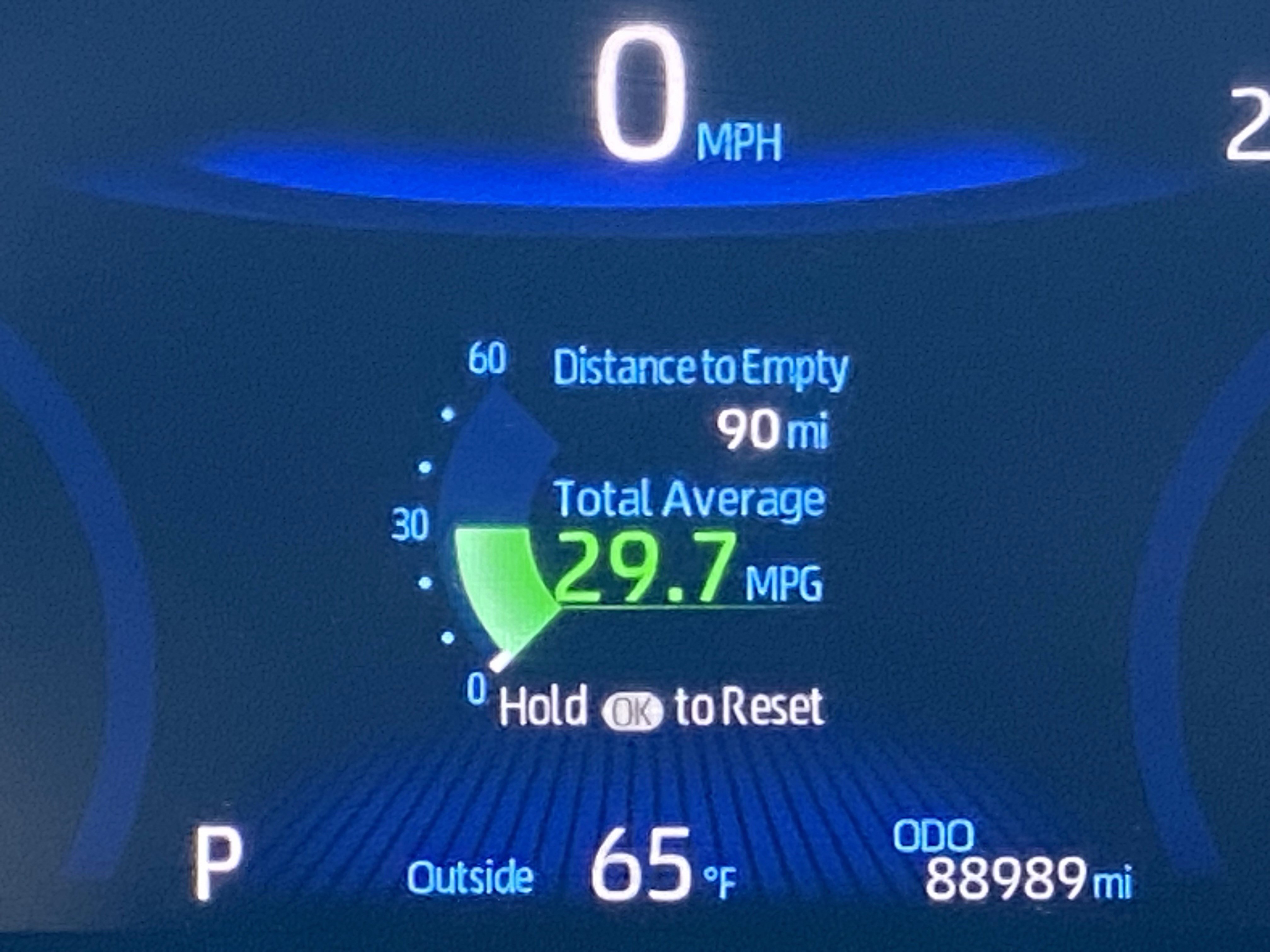 Used 2022 Toyota Corolla Cross XLE image 12