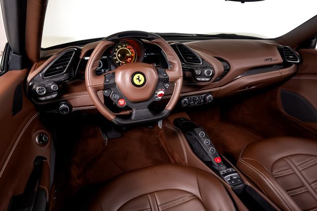 Used 2018 Ferrari 488 Spider RWD image 5