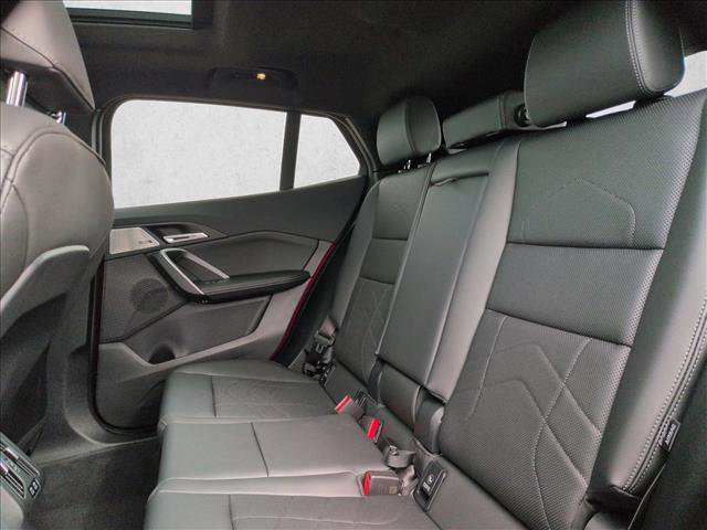 Used 2025 BMW X2 xDrive28i image 19