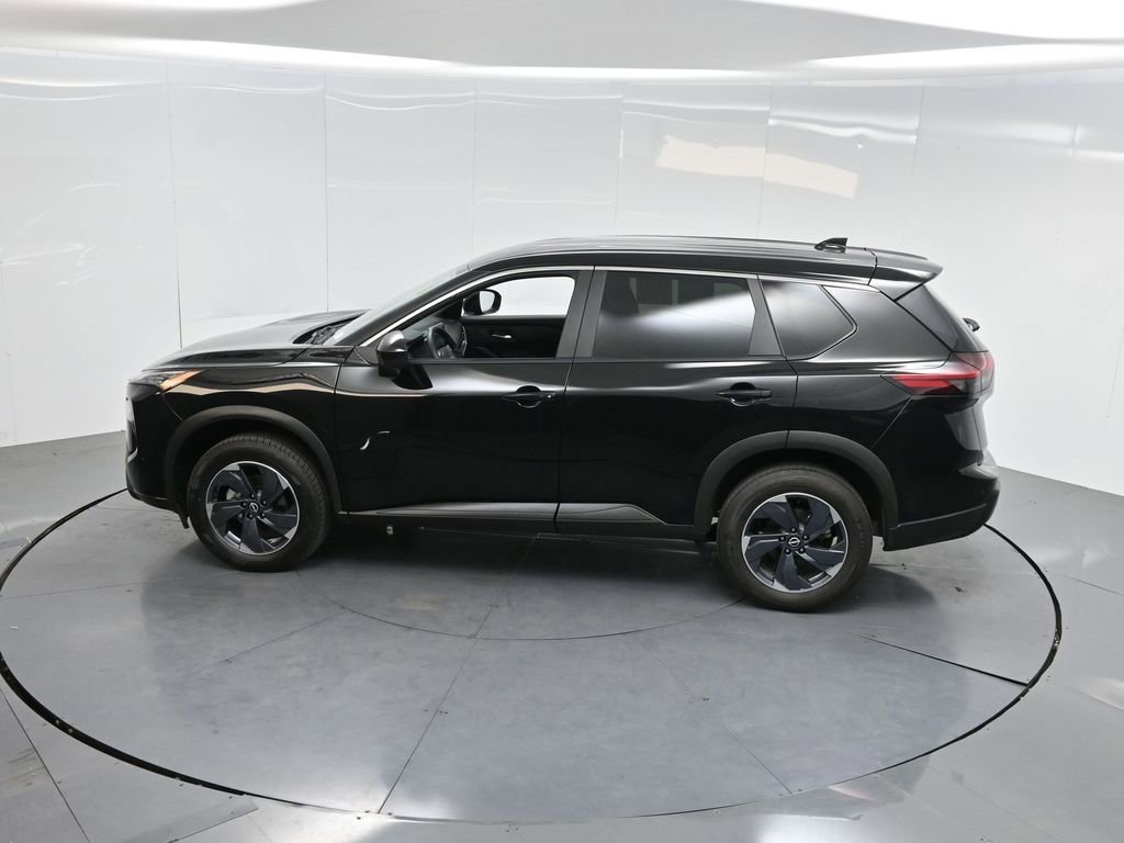 Used 2024 Nissan Rogue SV image 53