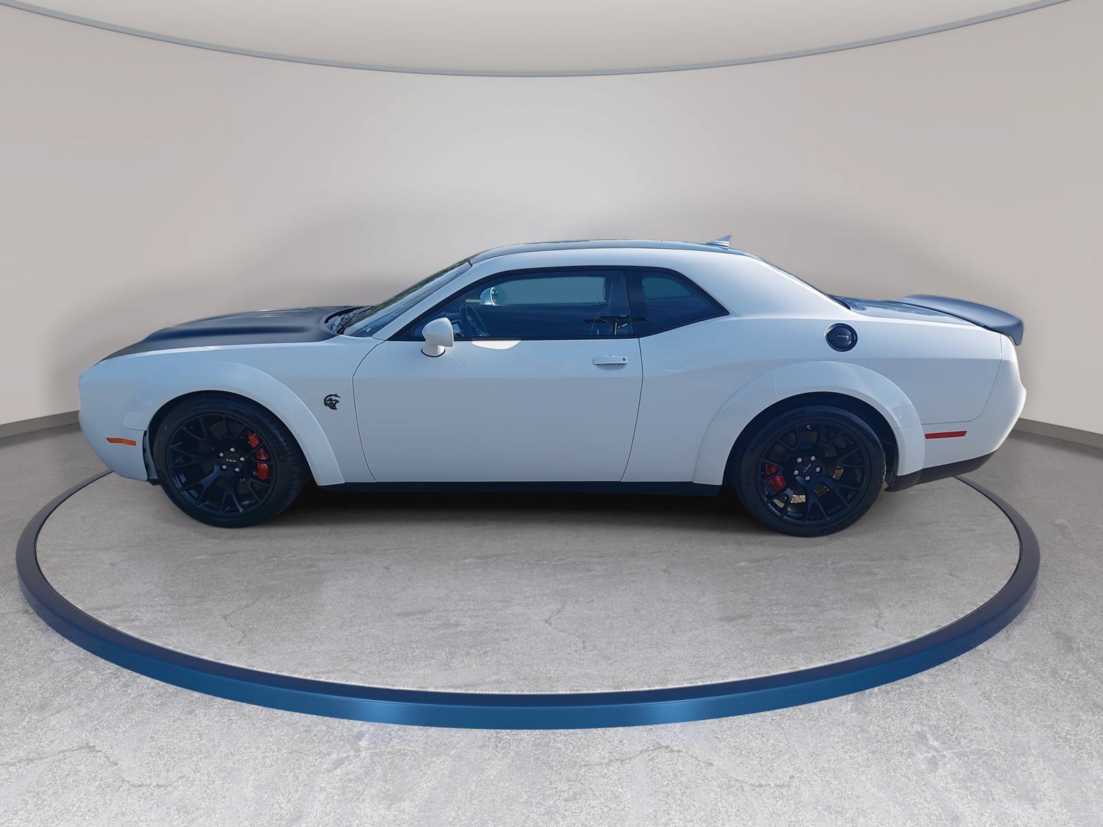 Used 2023 Dodge Challenger SRT Hellcat RWD image 8
