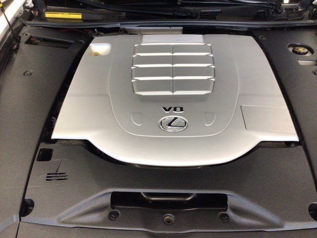 Used 2016 Lexus LS 460 AWD w/ Comfort Package image 29