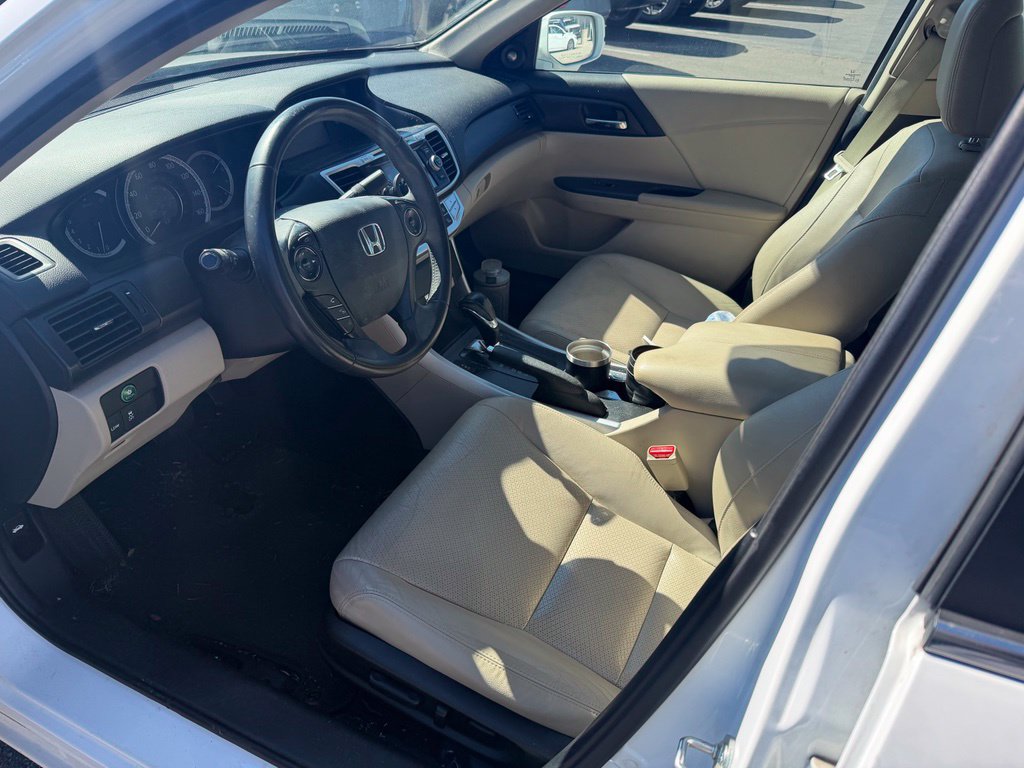 Used 2015 Honda Accord EX-L image 7