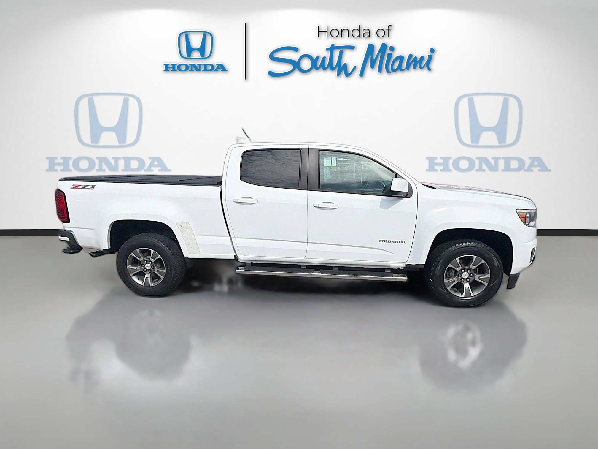 Used 2017 Chevrolet Colorado Z71 RWD image 8