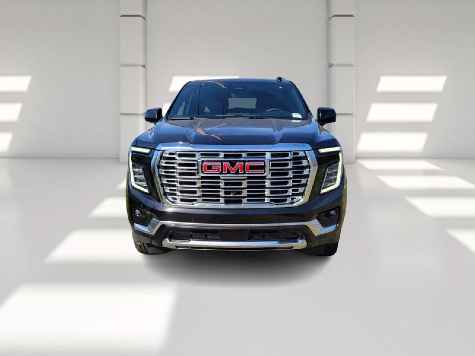 New 2026 GMC Yukon XL Denali w/ Denali Reserve Package RWD image 2