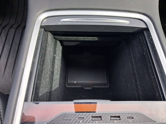 Used 2023 Tesla Model 3 Performance image 27