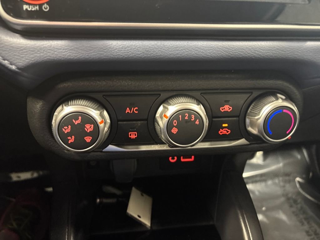 Used 2023 Nissan Versa SV image 17