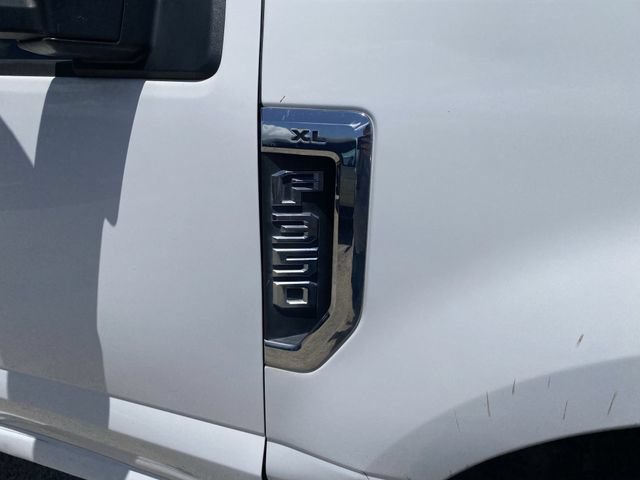 Used 2020 Ford F350 XL w/ Power Equipment Group AWD/4WD image 2