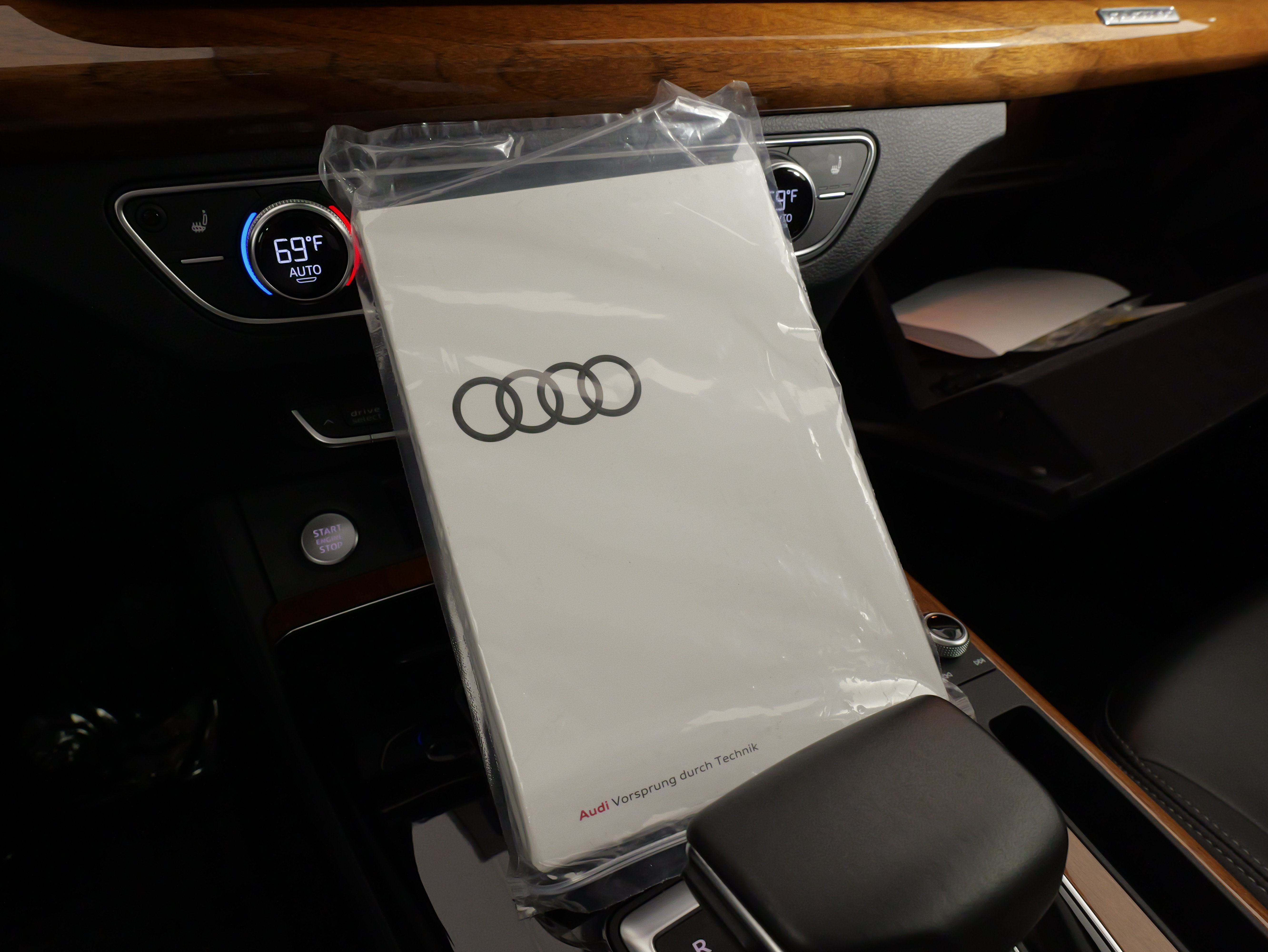 Used 2023 Audi Q5 2.0T Premium w/ Convenience Package AWD/4WD image 51