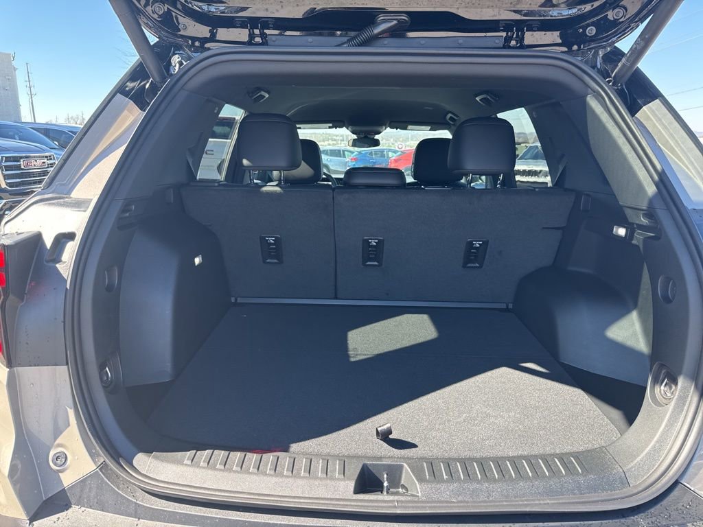 New 2026 GMC Terrain Elevation w/ Elevation Premium Package FWD image 36