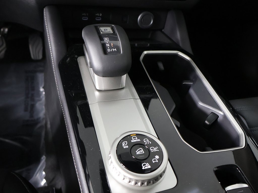 New 2025 Mitsubishi Outlander SE image 52