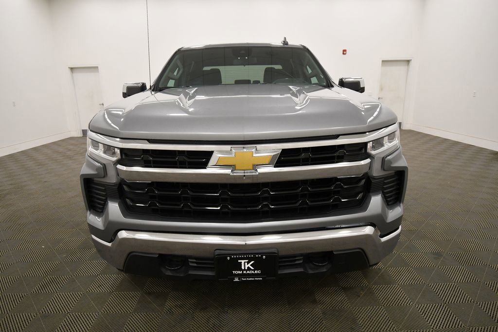 Used 2023 Chevrolet Silverado 1500 LT AWD/4WD image 11