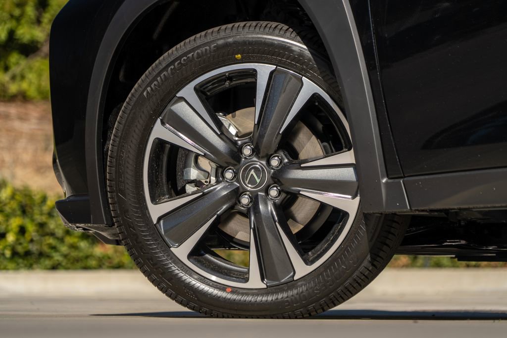 New 2026 Lexus UX 300h FWD image 7