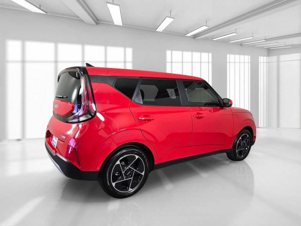 Used 2023 Kia Soul EX FWD image 8