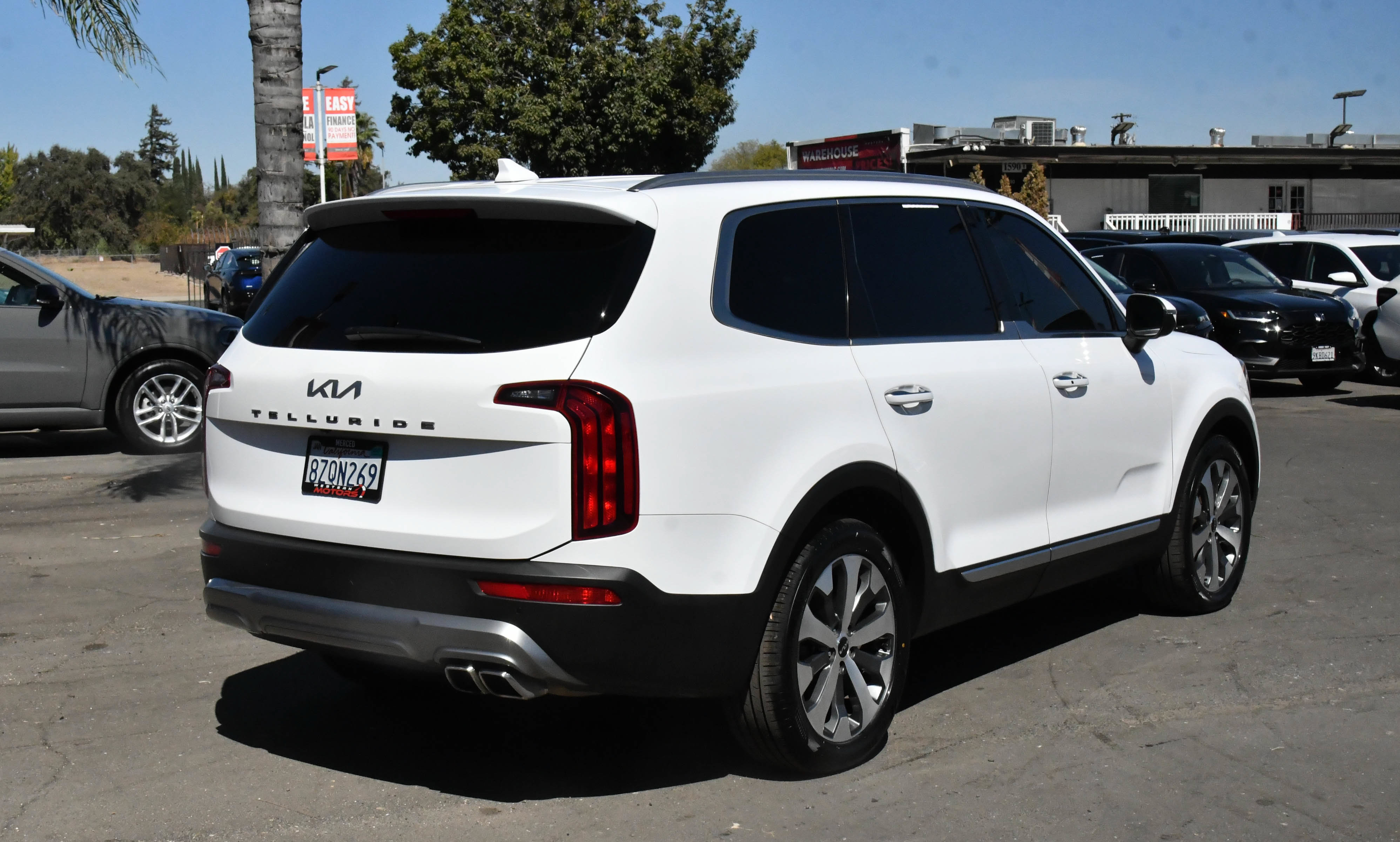 Used 2022 Kia Telluride S FWD image 8