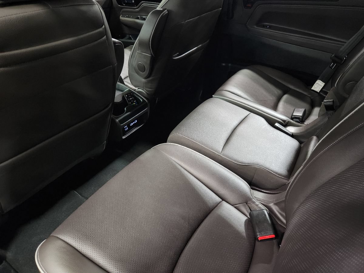 Used 2023 Honda Odyssey Elite image 52