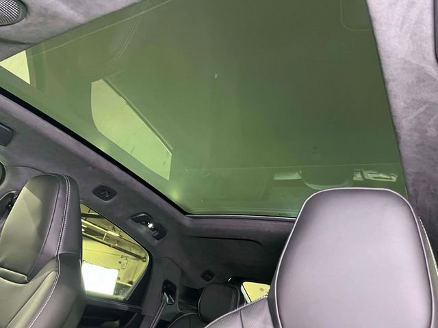 New 2026 Porsche Cayenne GTS image 19