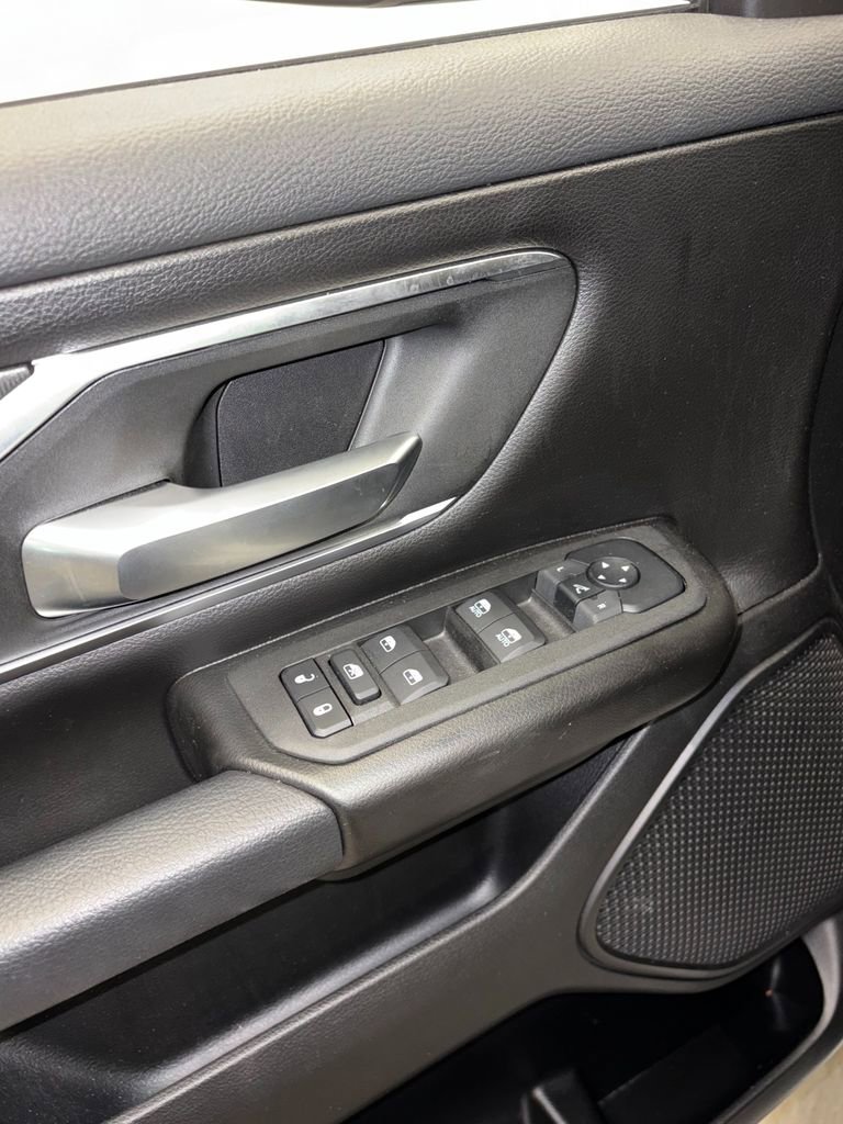 Used 2025 RAM 1500 Big Horn AWD/4WD image 28