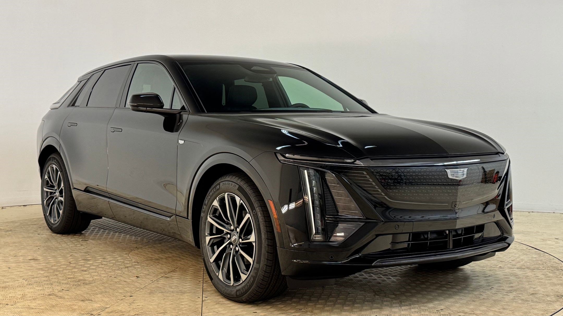 New 2026 Cadillac Lyriq Sport image 7