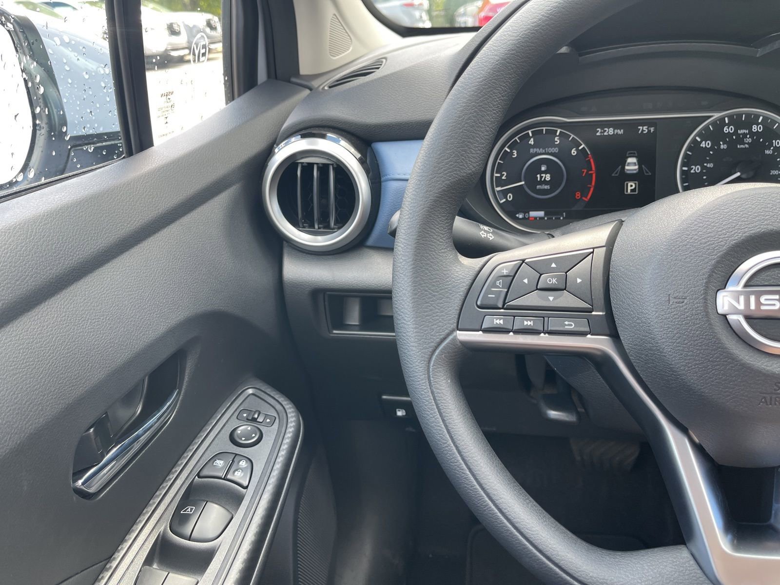 New 2025 Nissan Versa SV w/ Trunk Package image 27