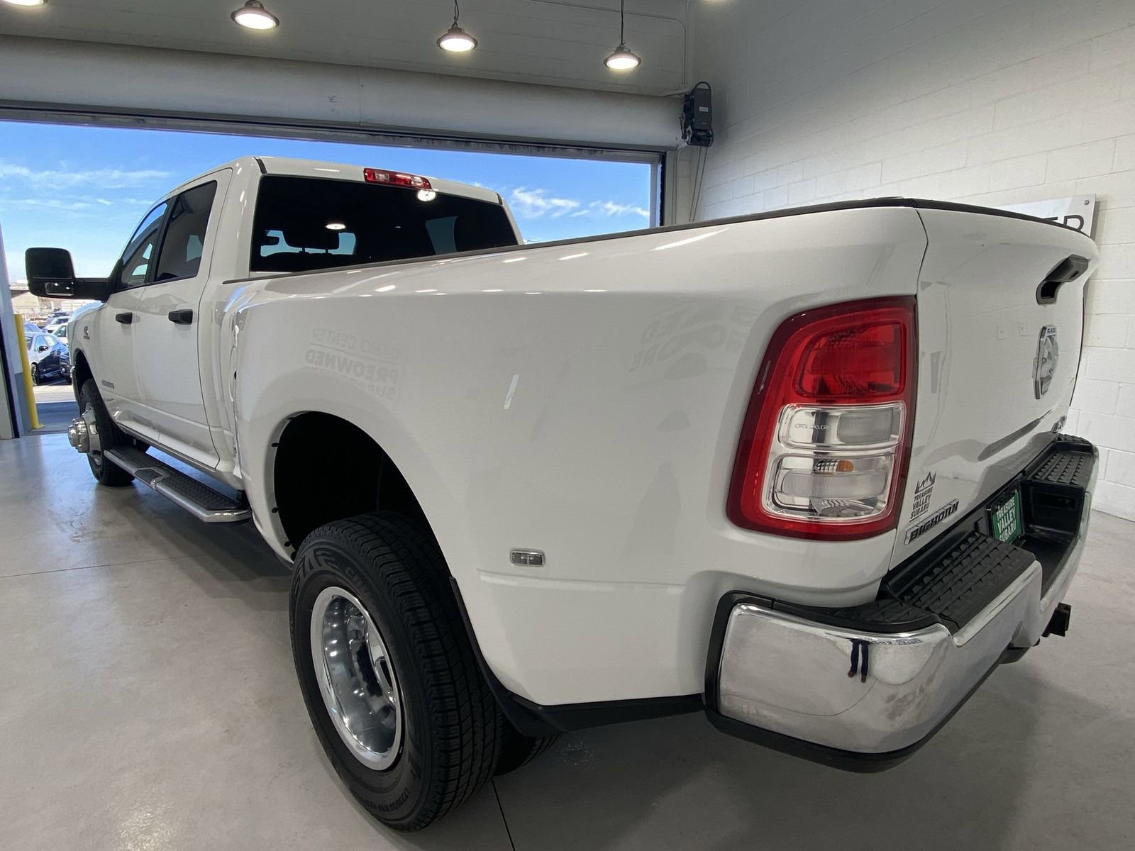 Used 2024 RAM 3500 Big Horn image 6