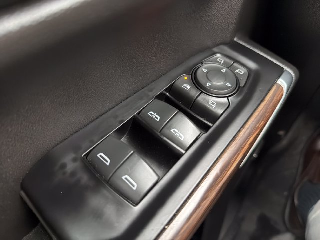 Certified 2020 Chevrolet Silverado 1500 High Country w/ Technology Package AWD/4WD image 13
