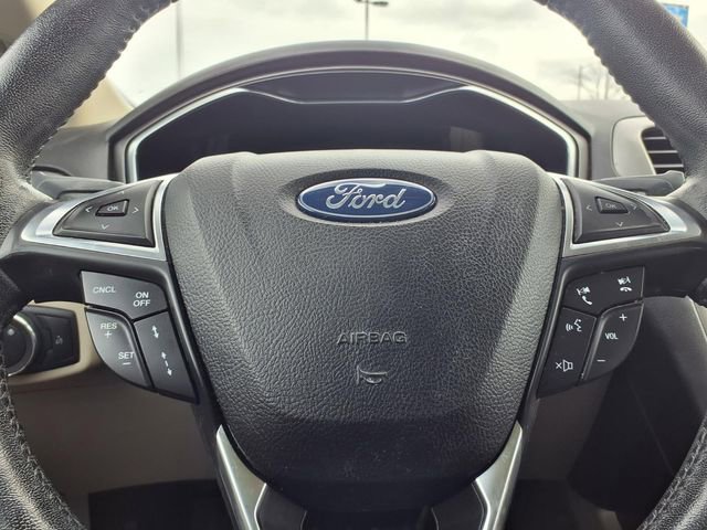 Used 2020 Ford Fusion SEL image 17